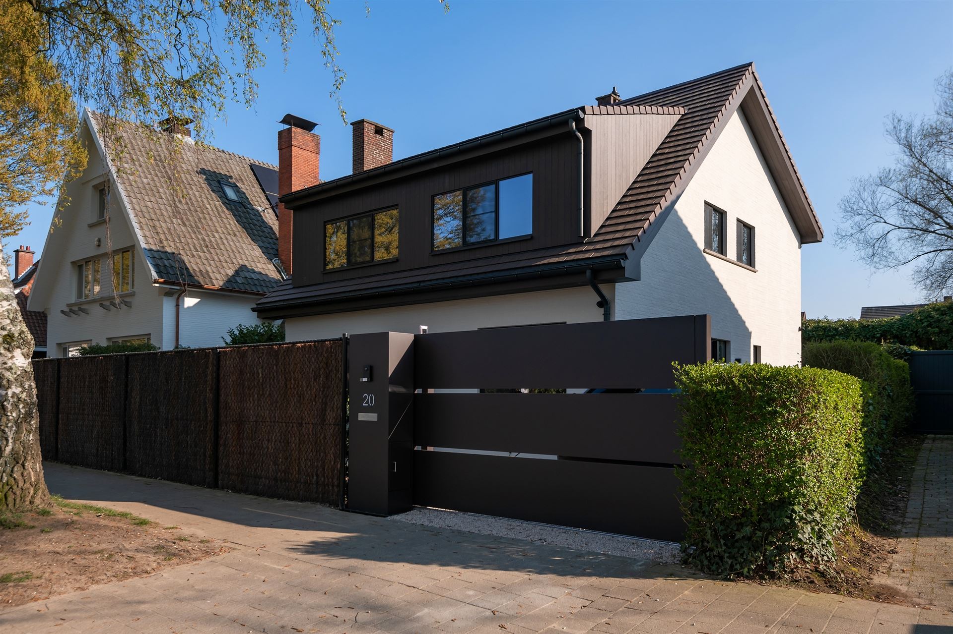 Fraai gerenoveerde villa op topligging