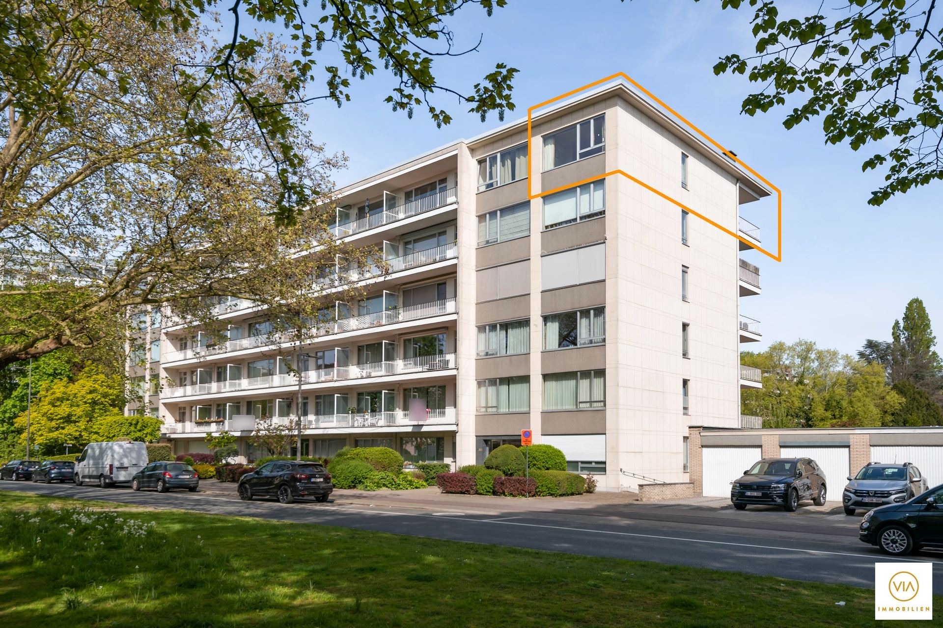 Prima appartement met terras & 3slk
