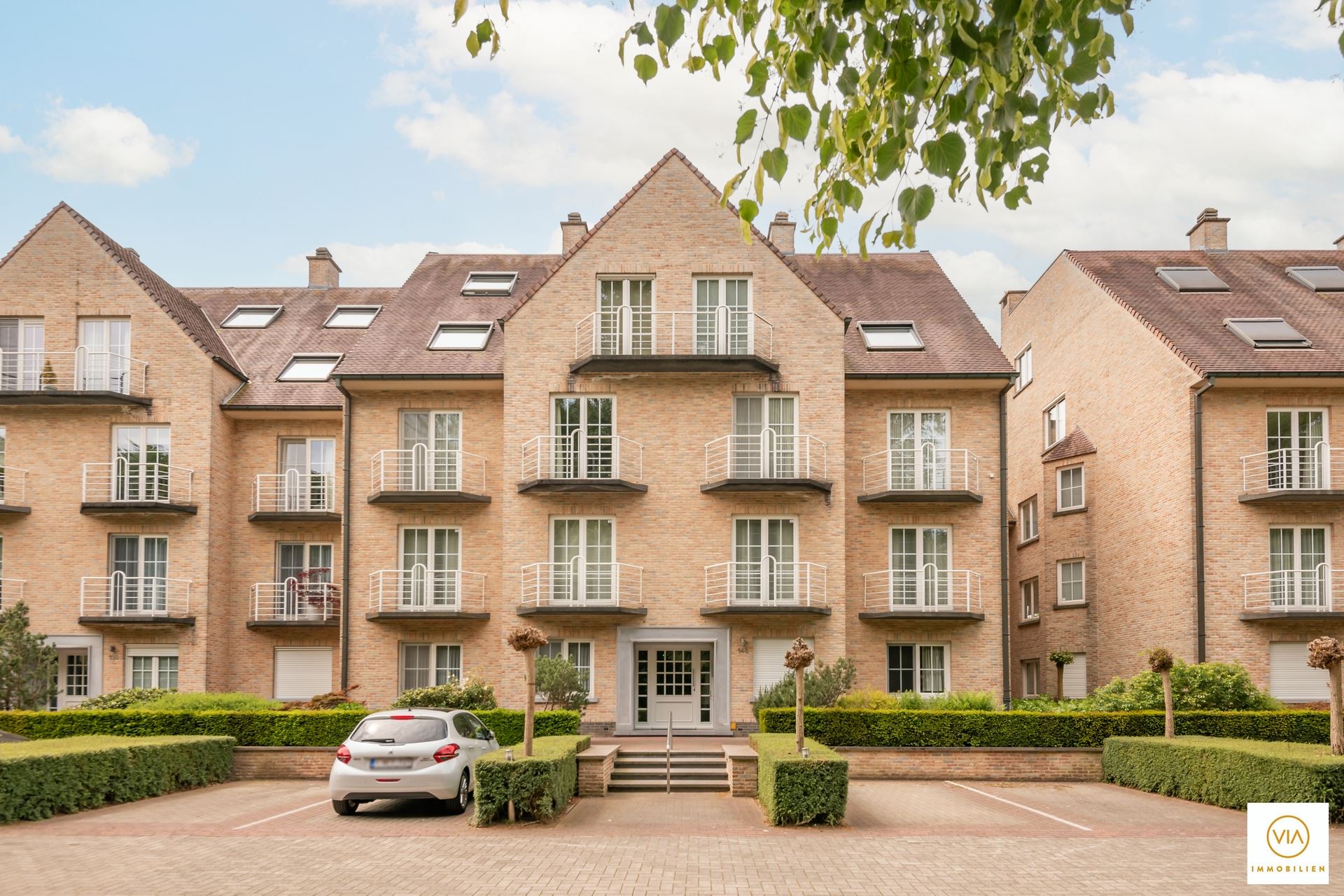 Luxeappartement met riante terrassen & staanplaatsen