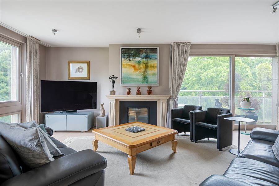 Luxe appartement met 3slk & 2bdkm + P