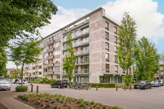 Luxe appartement met 3slk & 2bdkm + P