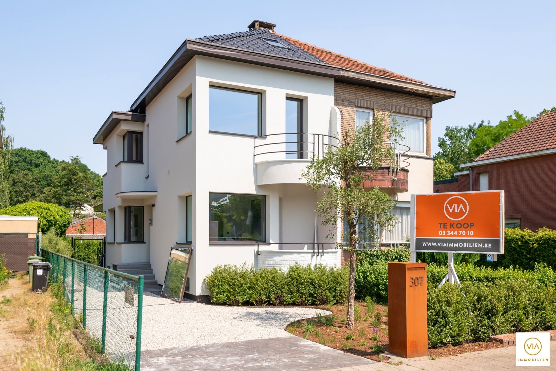 Totaalrenovatie met prachtige architectuur
