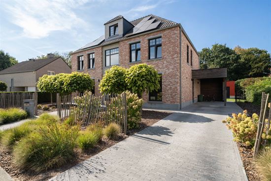 Recente (2020) instapklare villa op toplocatie