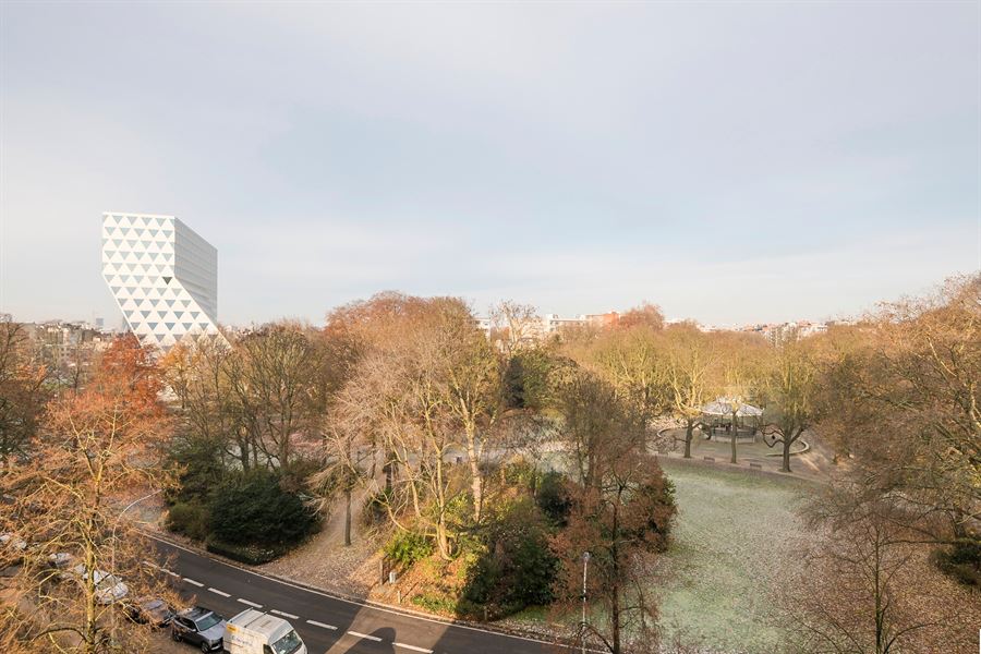 Riant appartement ca 220 m²