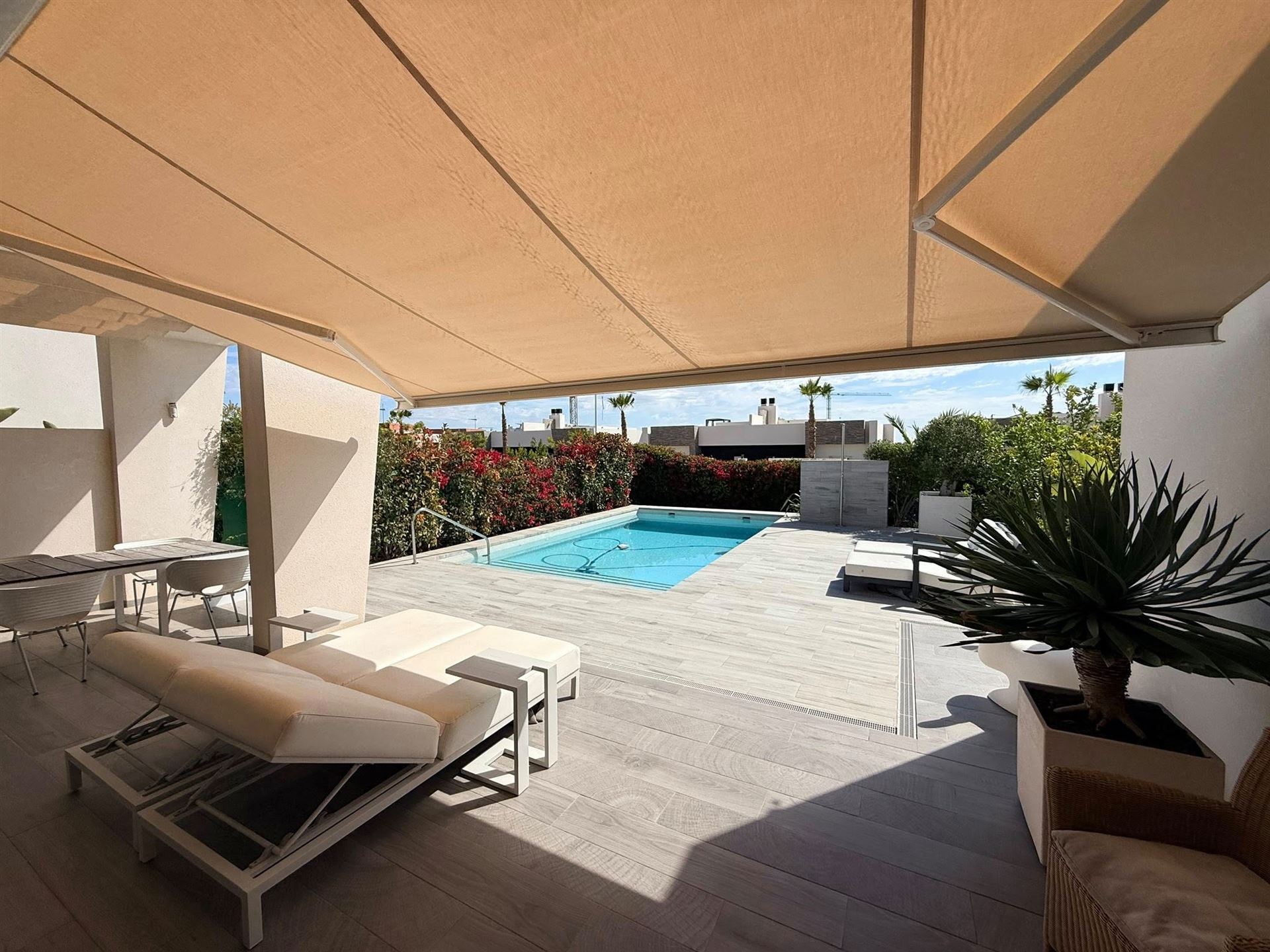 Herverkoop op La Finca Golf Resort, Algorfa, Costa Blanca Zuid
