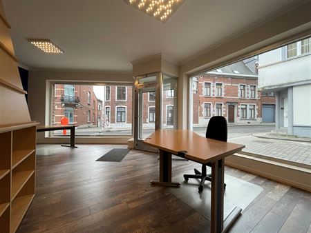 Bureaux (Surface de) à 1400 NIVELLES (Belgique) - Prix 650€