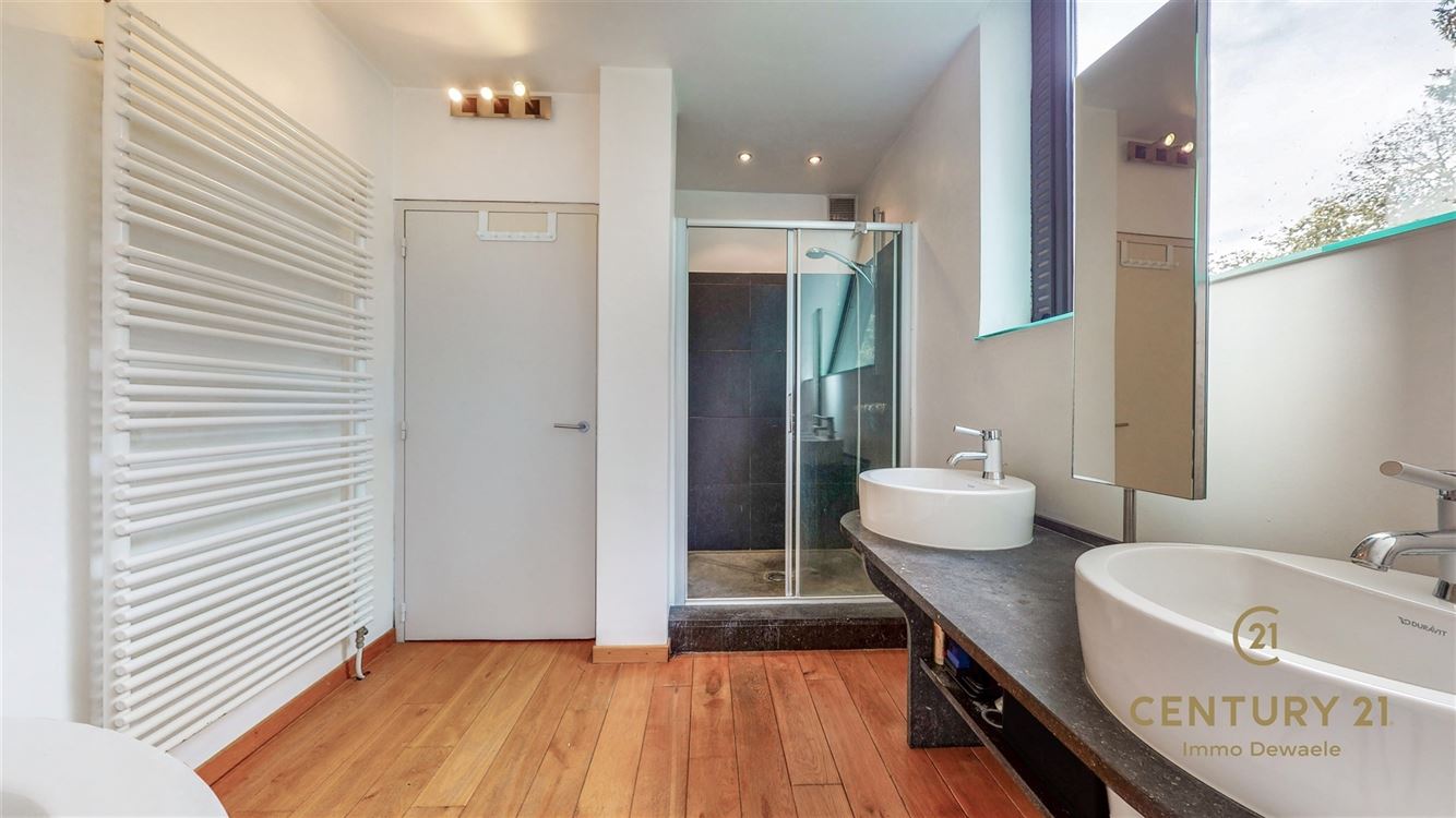 Image 15 : Villa à 1180 UCCLE (Belgique) - Prix 980.000 &euro;