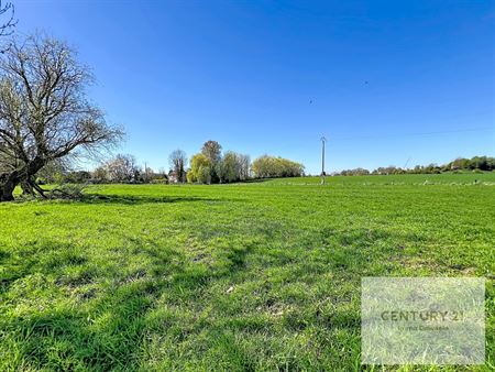 Velden te 7180 SENEFFE (België) - Prijs &euro; 50.000