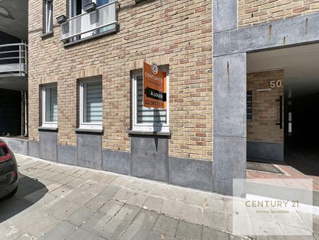 Studio à 1480 TUBIZE (Belgique) - Prix 700&euro;