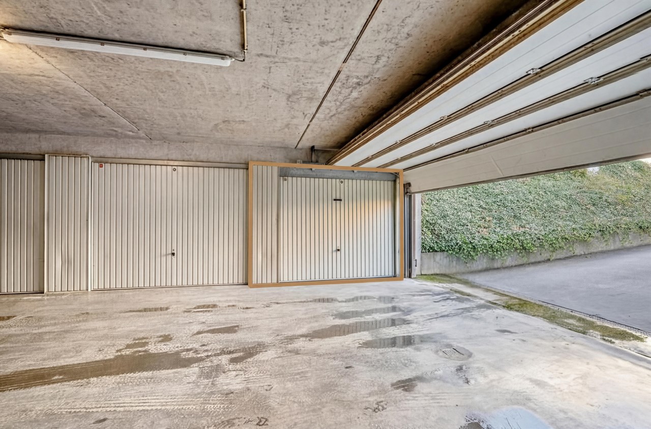 garage/parking in AALST