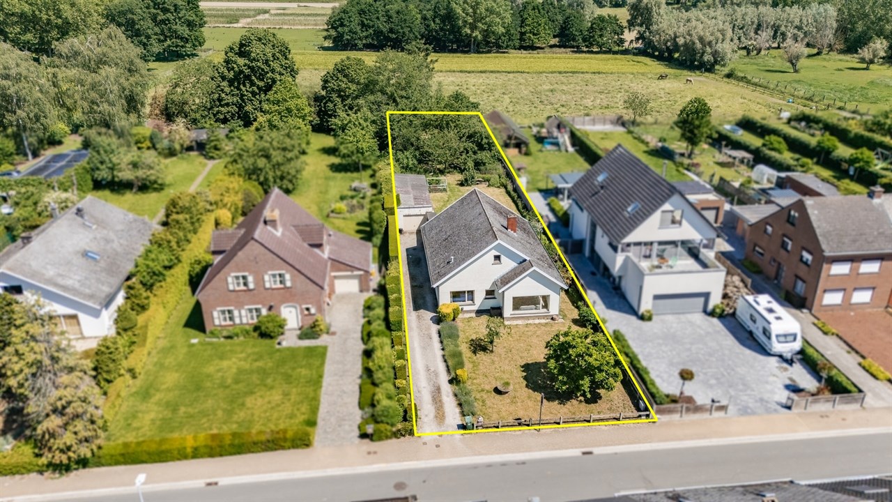 huis in MASSEMEN