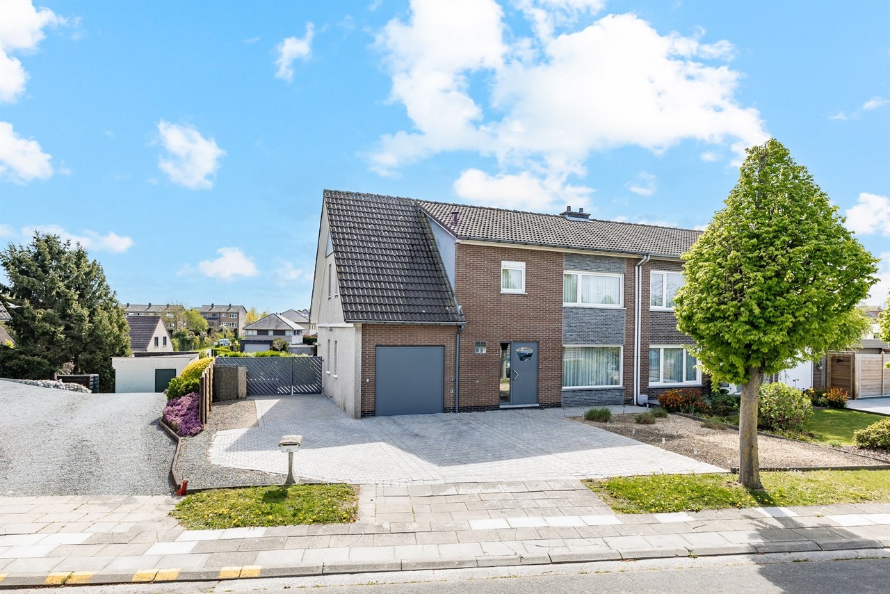 huis in DENDERLEEUW