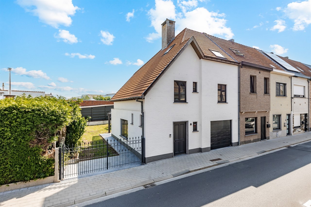 huis in AALST